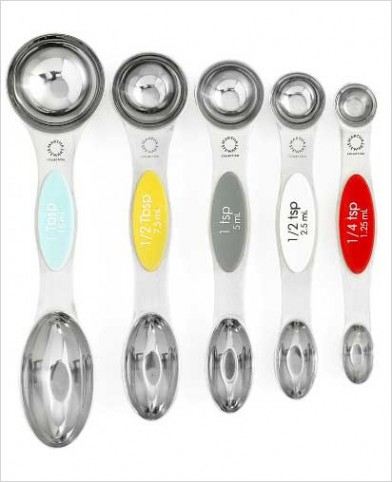 martha-stewart-magnetic-measuring-spoons